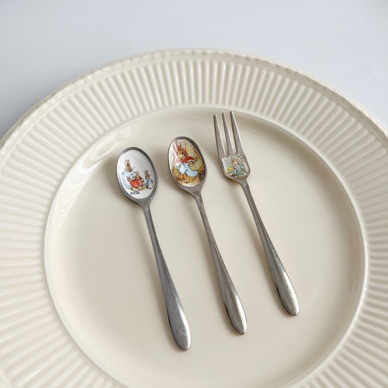 Thìa, muỗng, dĩa thỏ Peter Rabbit vintage dễ thương mộng mơ