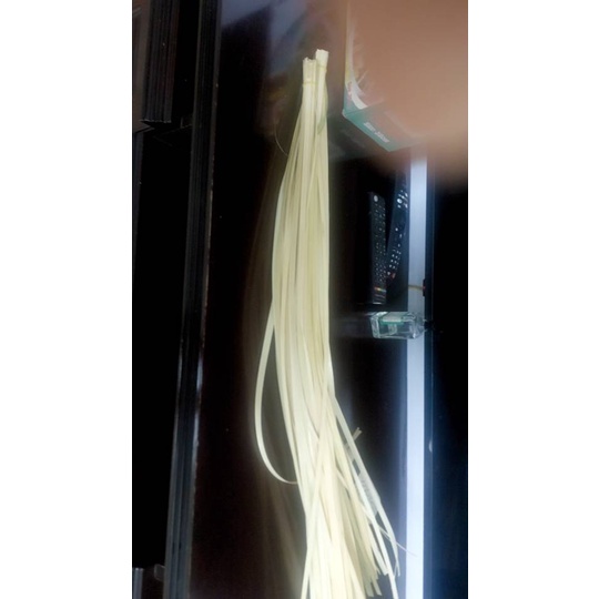 Lạt Giang gói bánh chưng, bánh tét