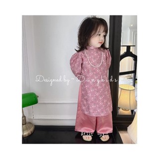 Áo dài nhung tăm cho bé gái
