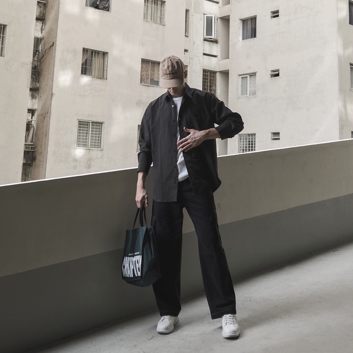 Áo sơ mi đen form rộng - Oversized Black Shirt