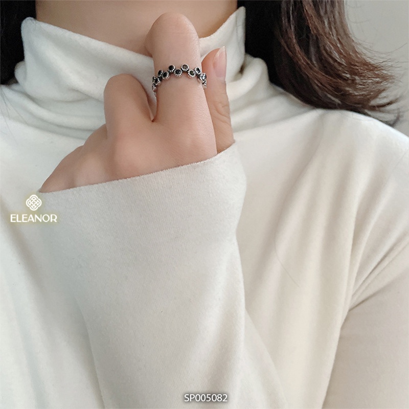 Nhẫn nữ hở bạc 925 Eleanor Accessories hình tròn zigzag đính đá màu đen cá tính phụ kiện trang sức 5082