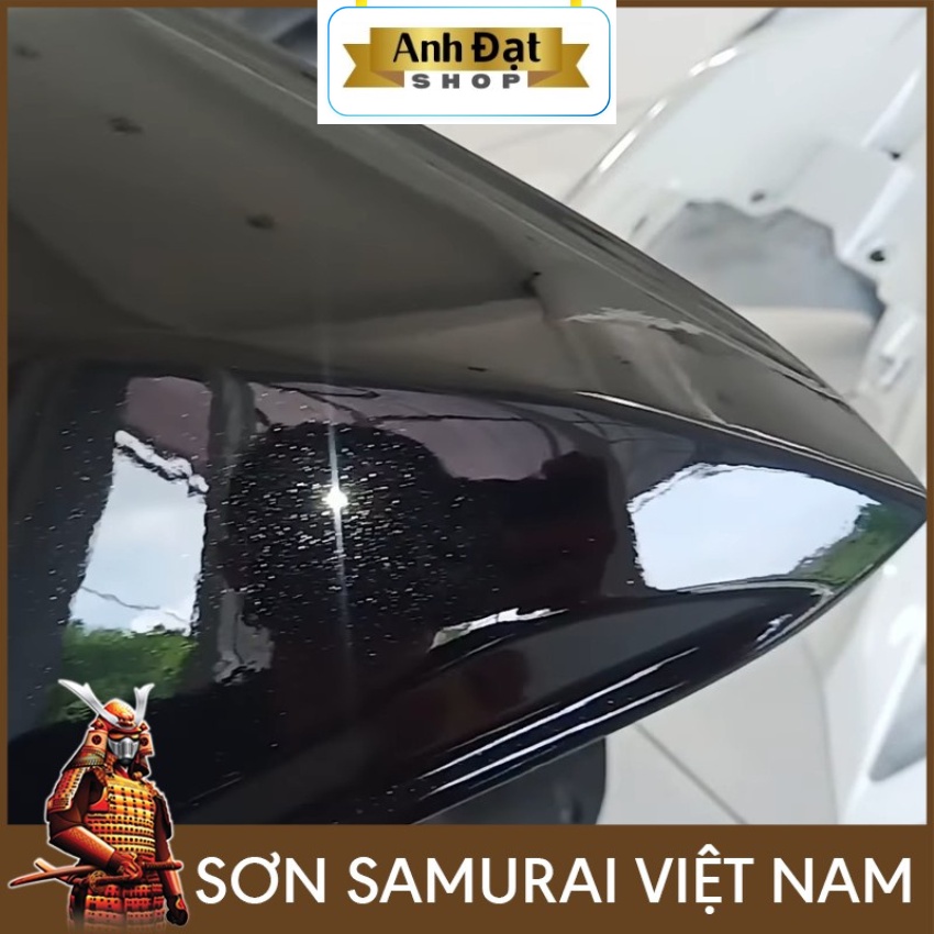 Sơn xịt samurai màu đen ánh kim H255* 400ml, kháng xăng A92, A95, chống rạn nứt, bình xịt