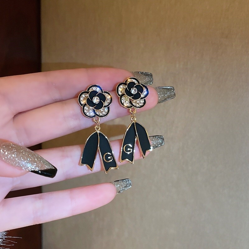 Bông tai hoa 5 cánh phối nơ đen phong cách thời trang Hàn Quốc cho nữ