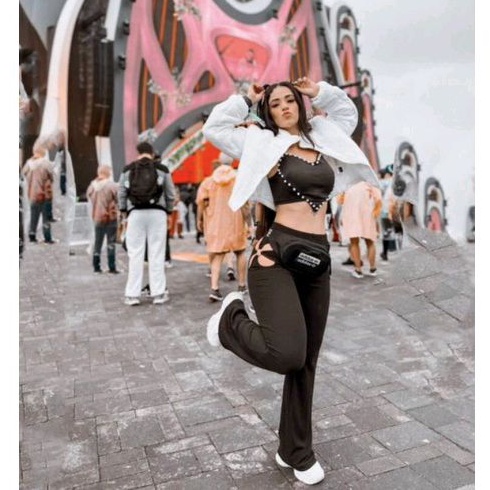 Áo 2 dây croptop hình tim đính cườm sexy