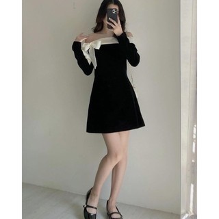 ĐẦM ĐEN TRỄ VAI PHỐI NƠ TRẮNG