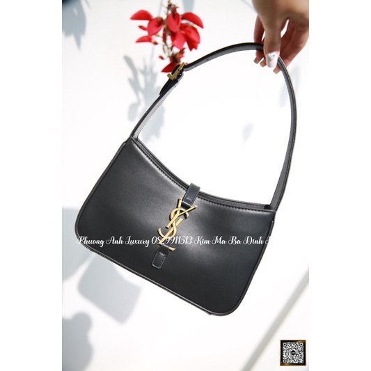 Túi Xách YSL Kẹp Nách Trắng Đen Size 23  -  By Anh Dinh Phuong