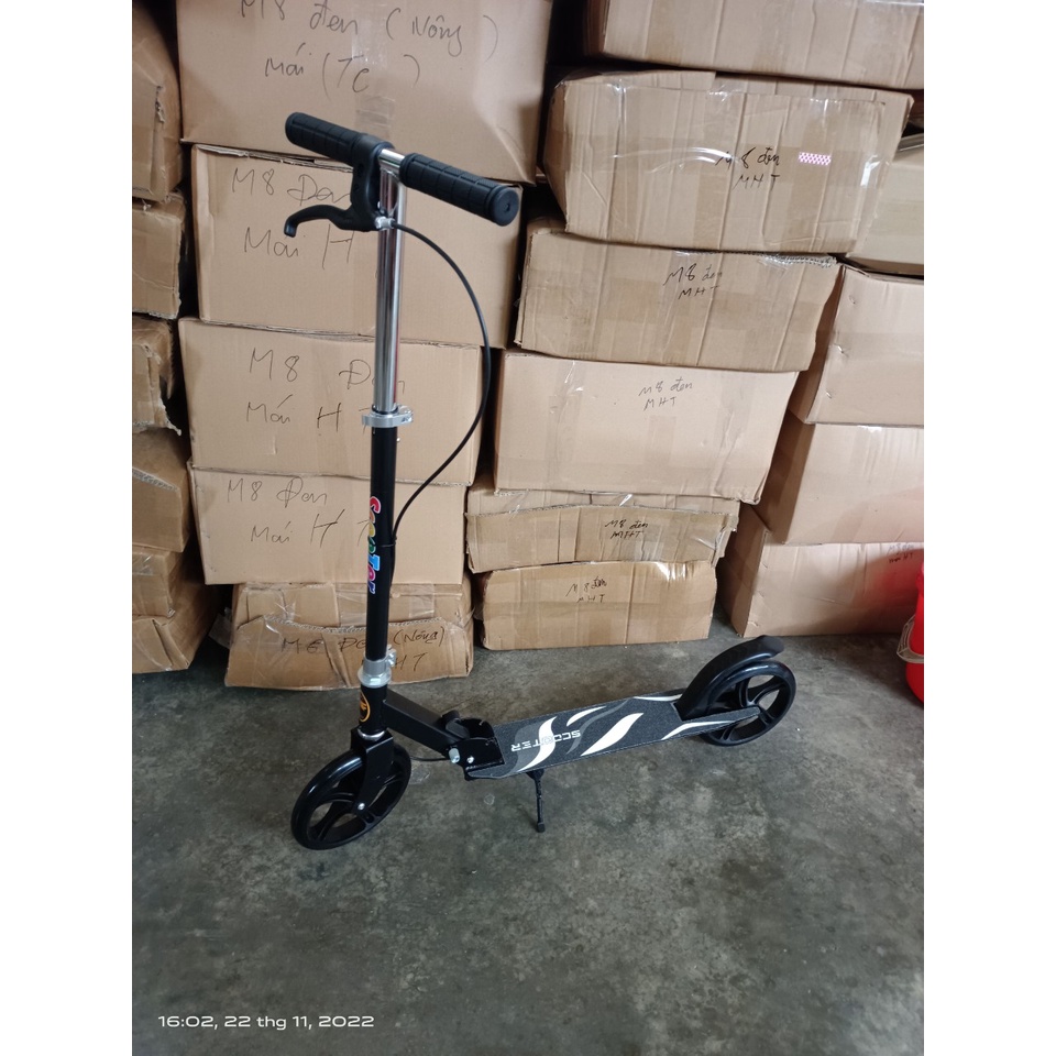 Xe scooter cỡ lớn, có phanh tay,chân chống chịu tải đến 150kg cho thiếu niên và người lớn