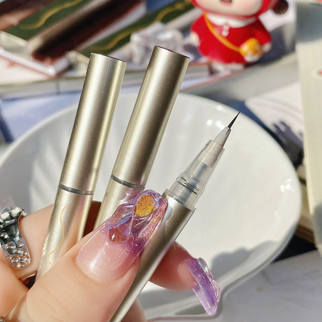 Bút Kẻ Mắt Dạng Lỏng Màu Đen Nhanh Khô Lâu Trôi Trang Điểm Tự Nhiên