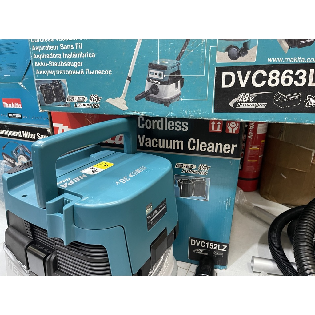 Máy hút bụi dùng pin Makita DVC863LZ