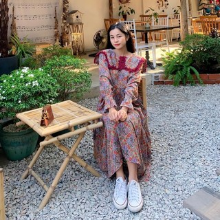 Đầm hoa maxi phối cổ ren vuông