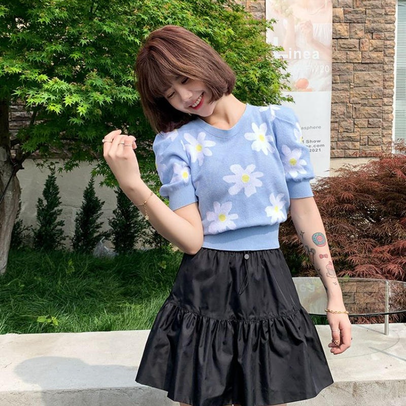 Áo Len Tay Ngắn Phồng Cổ Tròn Họa Tiết Hoa Cúc Thời Trang Xuân Hè Cho Nữ