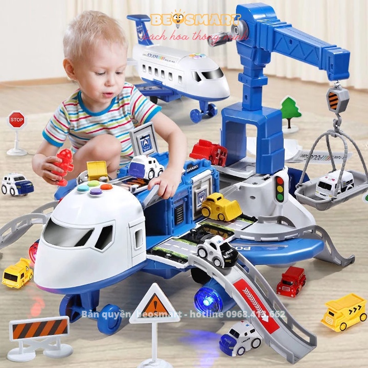 Đồ chơi robot biến hình, máy bay, ô tô biến hình có nhạc có đèn lắp ghép thành đường ray và công trình có sẵn xe nhỏ