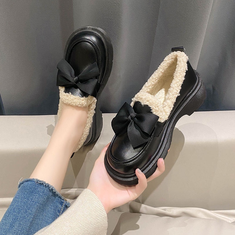 Giày Da Đế Dày Mềm Mại Lót Lông Cừu Đính Nơ Phong Cách Nhật Bản Thời Trang Thu Đông Cho Nữ