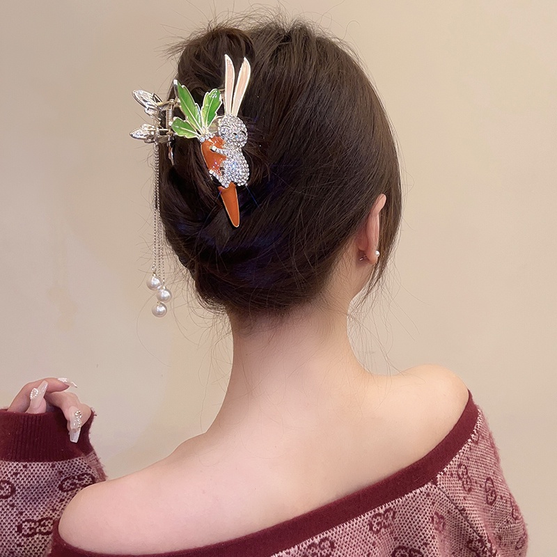 Kẹp Tóc Tua Rua Hình Thỏ Đính Đá Mừng Năm Mới Cho Bé Gái