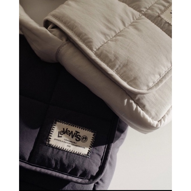 Túi Puffer Bag Levents Chính Hãng Collab Poppop