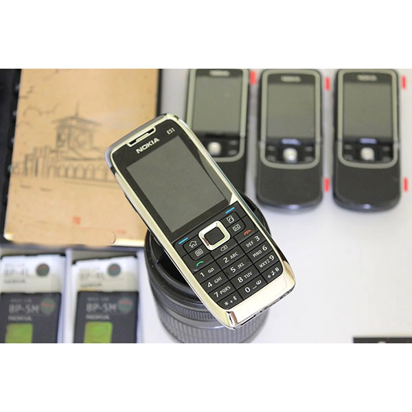 Điện thoại Nokia E51 Có 3G,Wifi kèm Pin,Sạc – Bảo Hành 12 Tháng