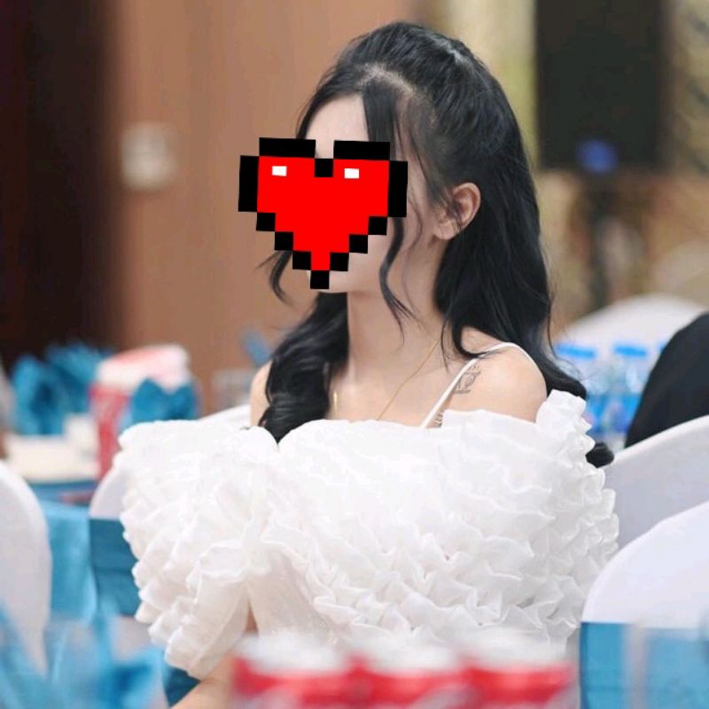 Đầm Lynhaki trễ vai cánh thiên nga cao cấp che khuyết điểm vai to vải tafta nhũ ánh kim mochouse83