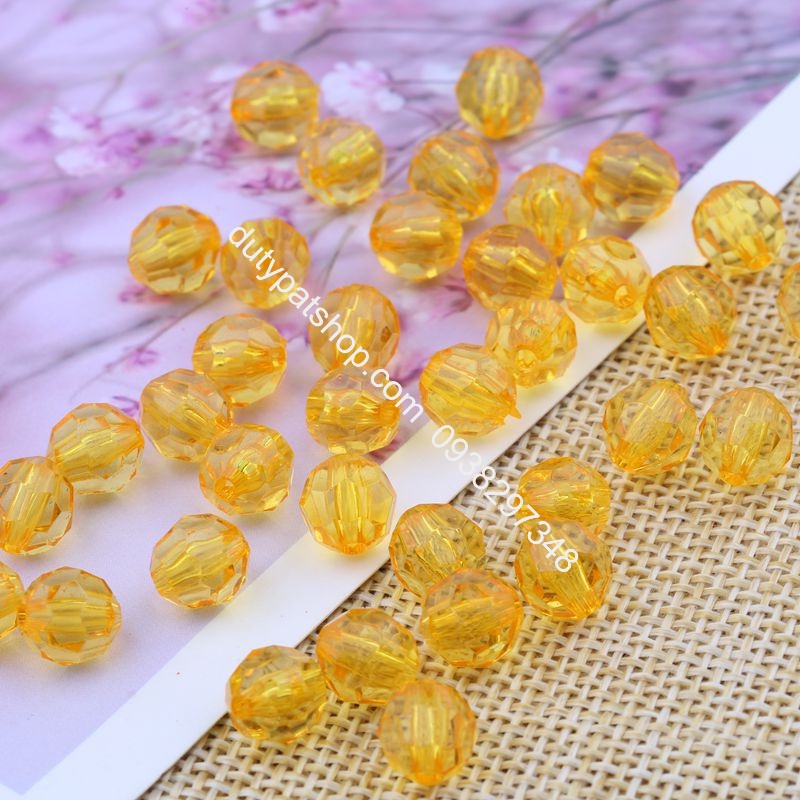 100gam hạt nhựa hình cầu 32 mặt màu trắng size 8mm