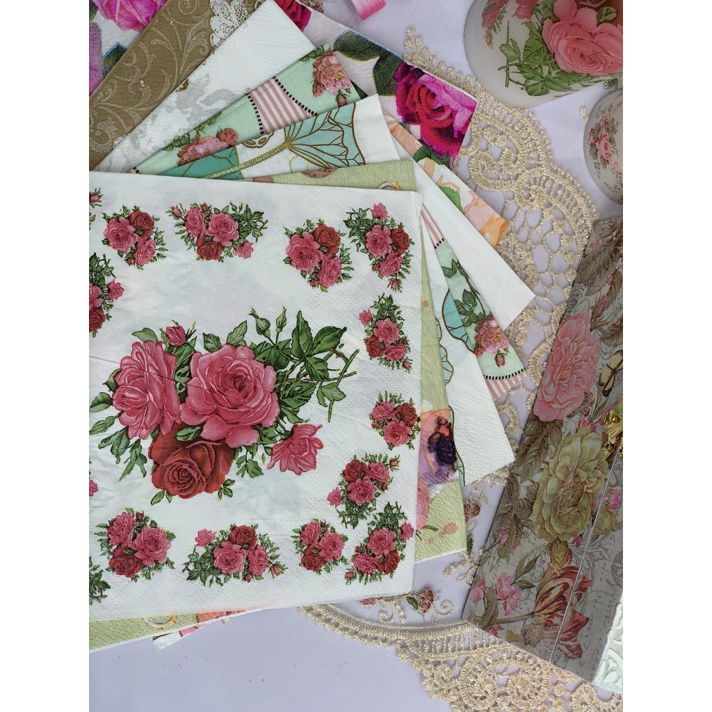 Khăn giấy ăn decoupage