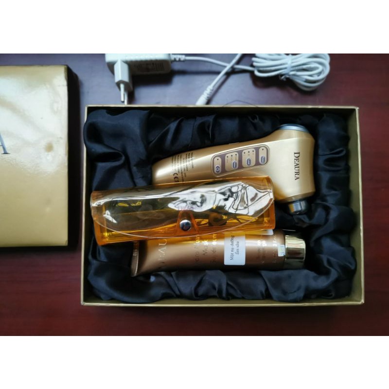 Máy massage mặt, nâng cơ mặt đẩy tinh chất Biolong Deaura full hộp tặng kèm kem dưỡng ẩm sâu