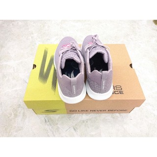 Giày skechers nữ chính hãng