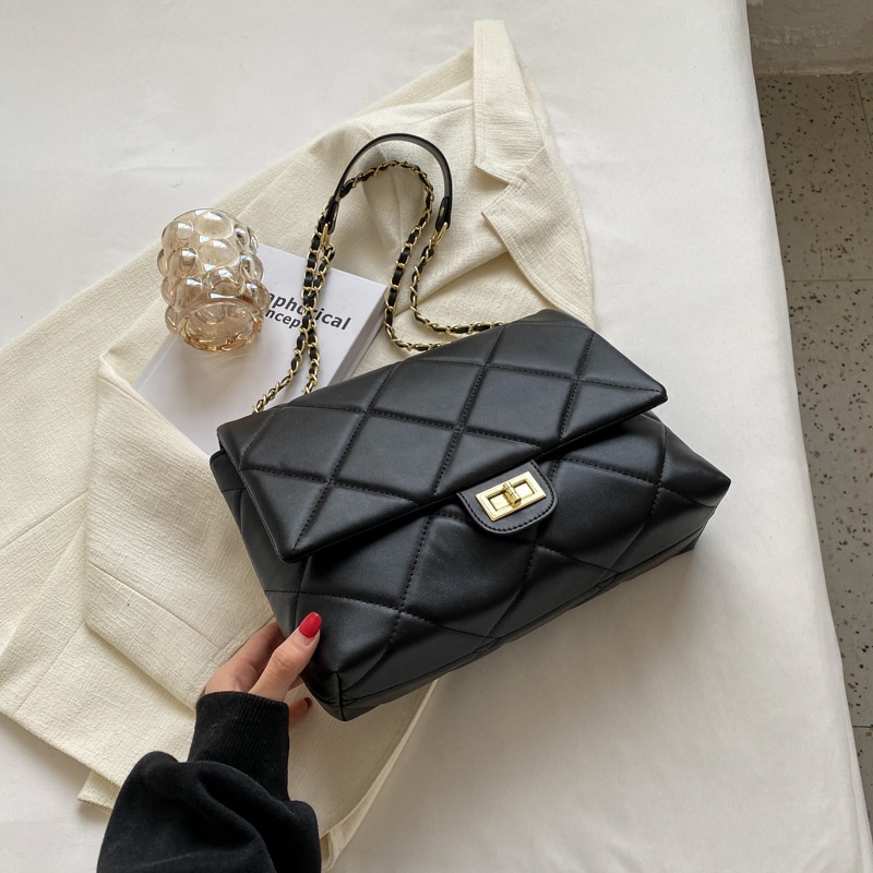 Túi Xách Đeo Vai Hình Vuông Cỡ Nhỏ Phối Dây Đeo Sợi Xích Thời Trang Thu Đông 2022 Cho Nữ