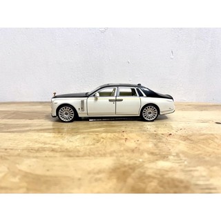 Mô hình xe Rolls Royce Phantom Mansory _ Tỷ lệ 1:32
