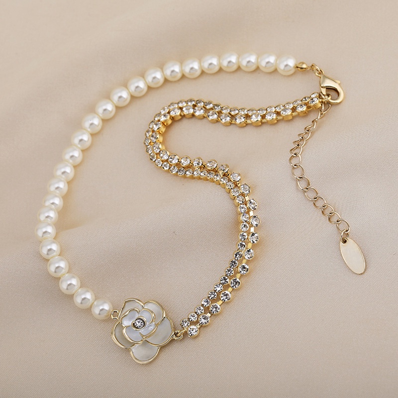 Vòng cổ Mặt Hoa Trà Đính Ngọc Trai Nhân Tạo Thời Trang