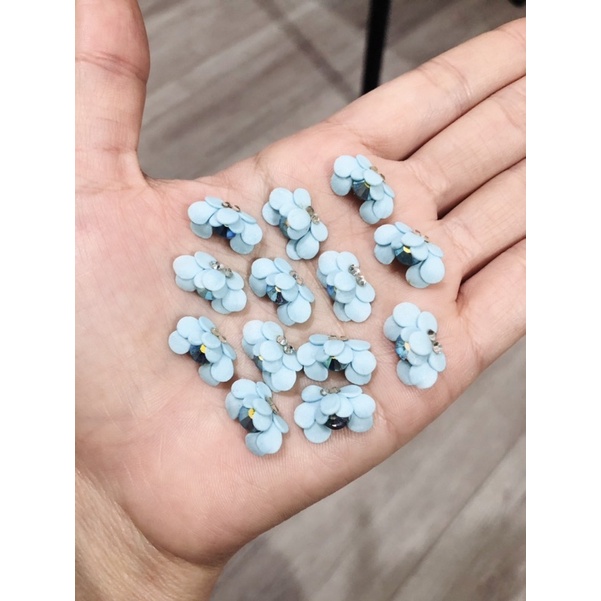 Hoa Xoè Quạt 7 Cánh Gắn Móng