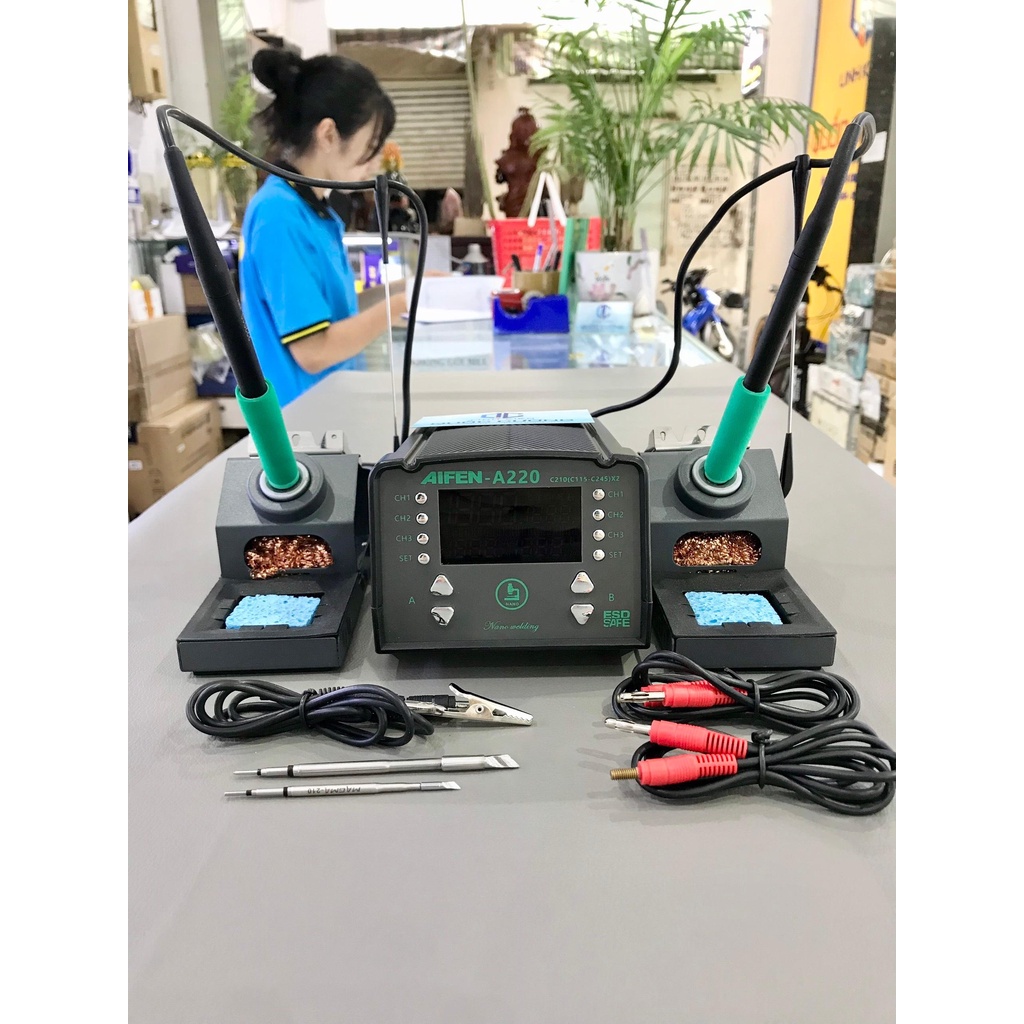 Trạm hàn Aifen A220 ( 2 tay C210 và C245)