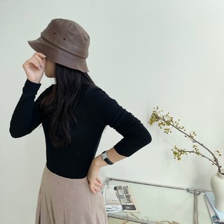 Nón da cá tính dáng bucket Modleaf Hestia hat Hàn Quốc