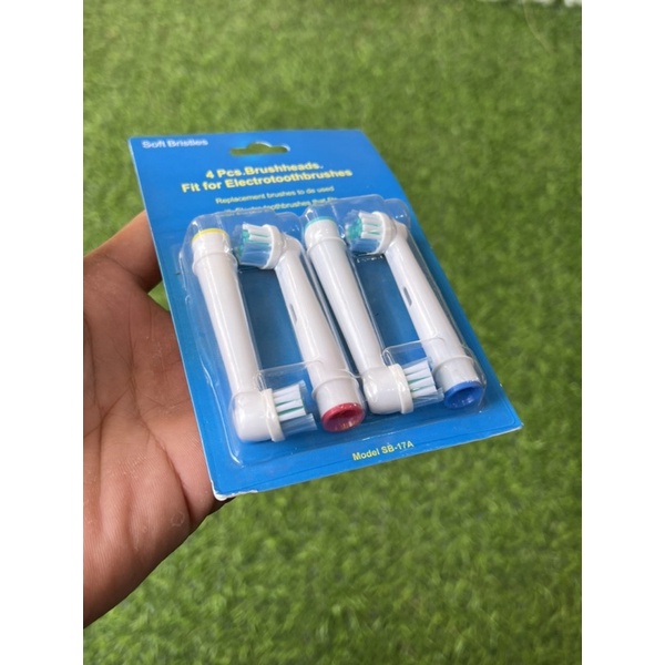 vỉ 4 đầu bàn chải điện braun-oral-b