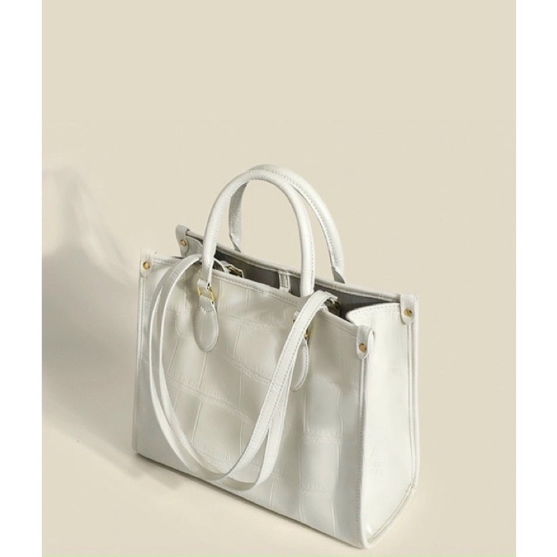 TNS -Túi tote form vuông công sở vừa laptop siêu  Shopping tote bag--tone trắng crocs sang