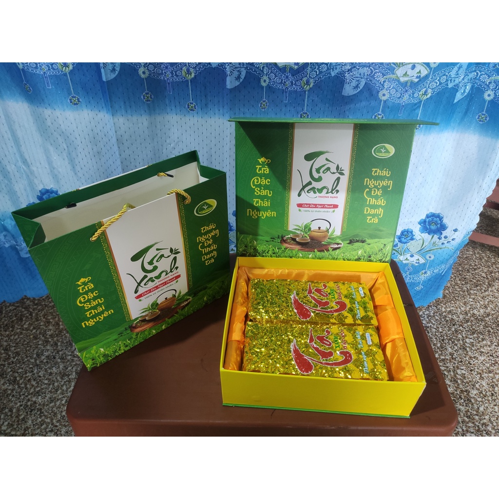 Hộp trà Thái Nguyên Cao Cấp - Làm quà biếu lễ TẾT