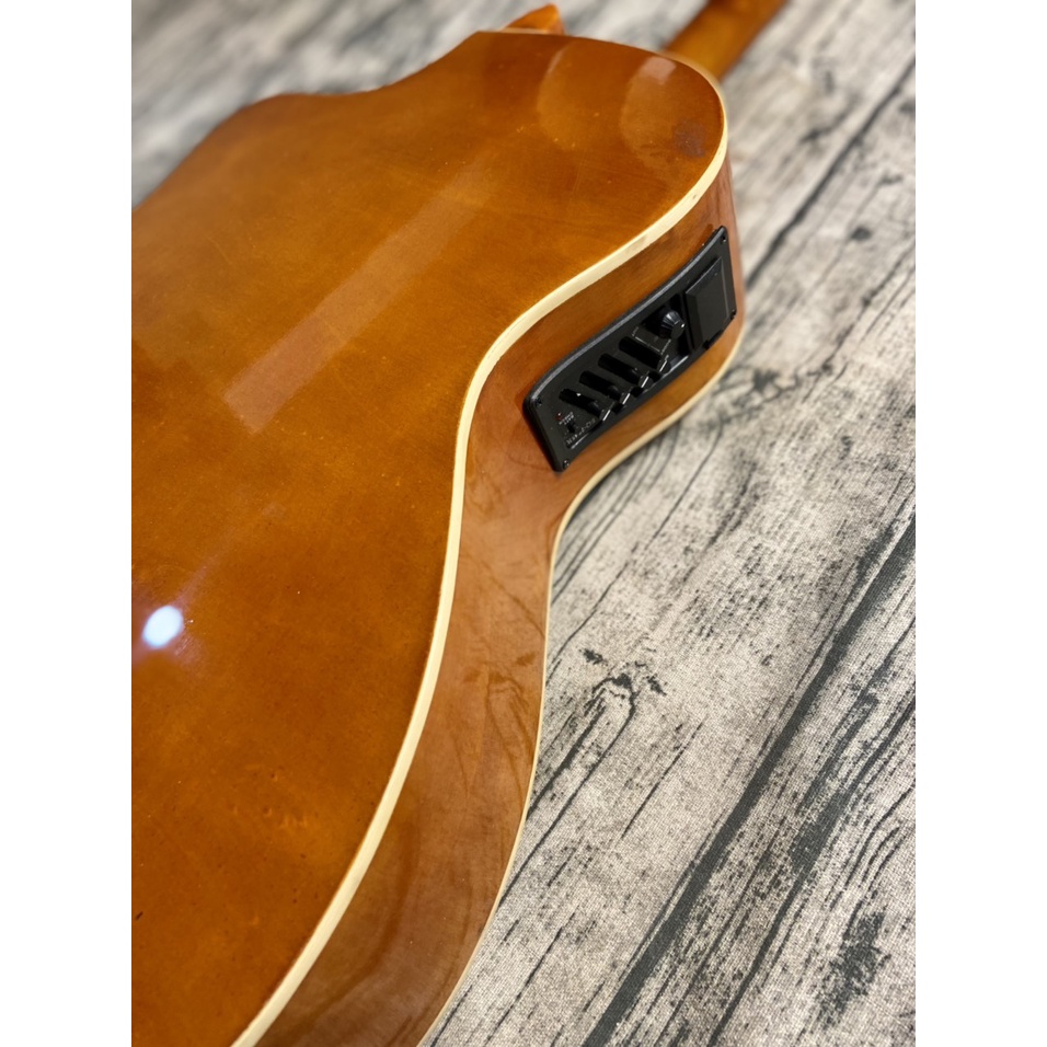 Đàn Guitar Acoustic có gắn EQ ra loa mã ST-01CE Chính Hãng