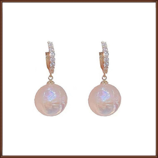 Đôi Khuyên Tai Đính Ngọc Trai Phong Cách Retro Thời Trang Dành Cho Nữ