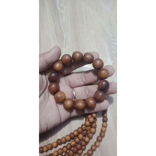 Chuỗi gỗ quỹ kiến sầu