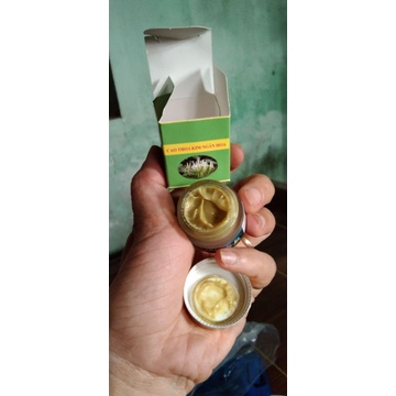 Kim ngân hoa hàng chuẩn tự chụp