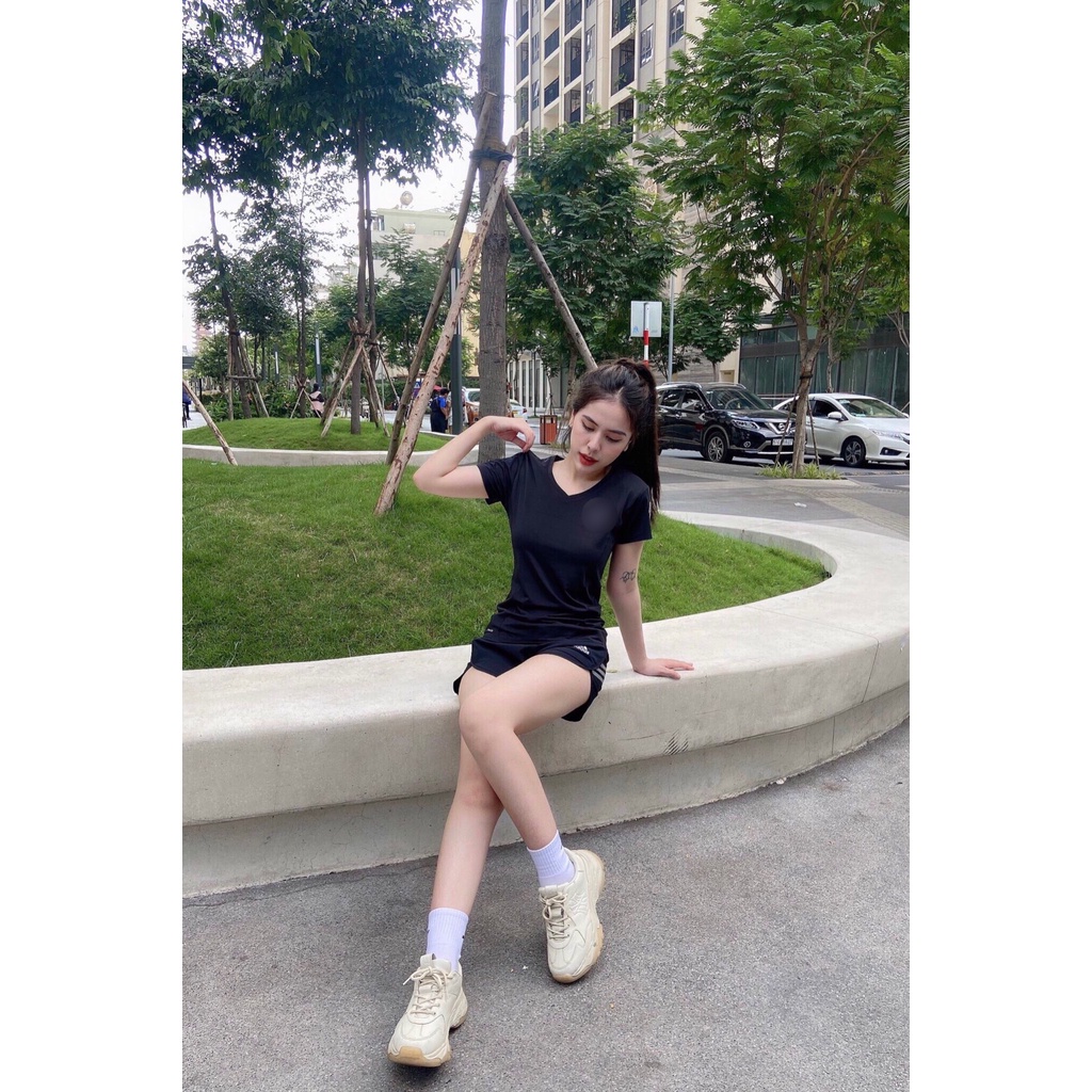 Áo Thun Cộc Tay Tập Gym, Yoga Nữ Cổ Tim Logo Thêu 3 Sọc Cao Cấp