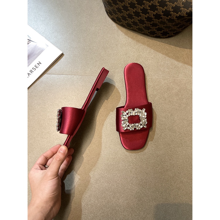 Dép Sandal Gót Dày Mũi Vuông Quai Lụa Satin Đính Đá Phong Cách Thời Trang Mới Dành Cho Nữ Size 35-40