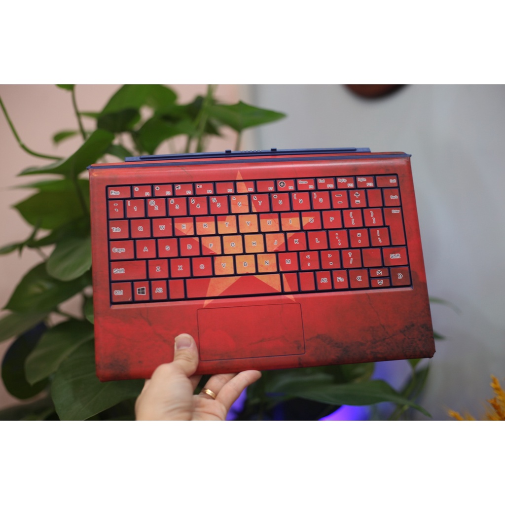 Skin decal dán bọc bàn phím Surface Pro / Go / Book / Laptop mẫu cờ đỏ sao vàng