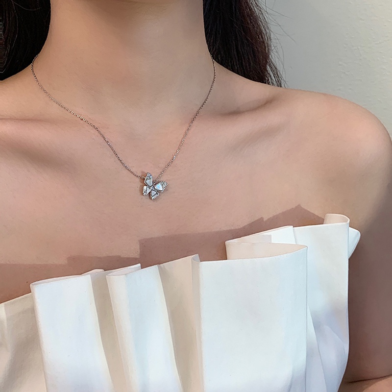 Vòng cổ Mặt Hình Bướm Đính Đá Sang Trọng JP5