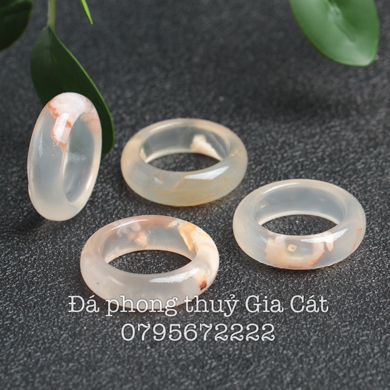 Nhẫn đá hoa anh đào hàng đẹp kiểm định