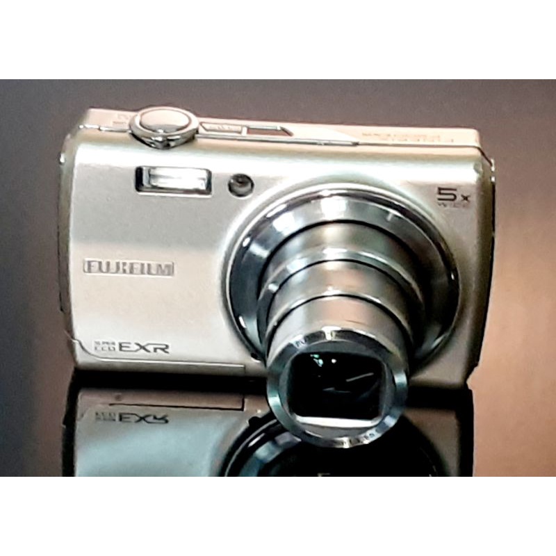 Máy ảnh kts fuji F200 exr Vintage