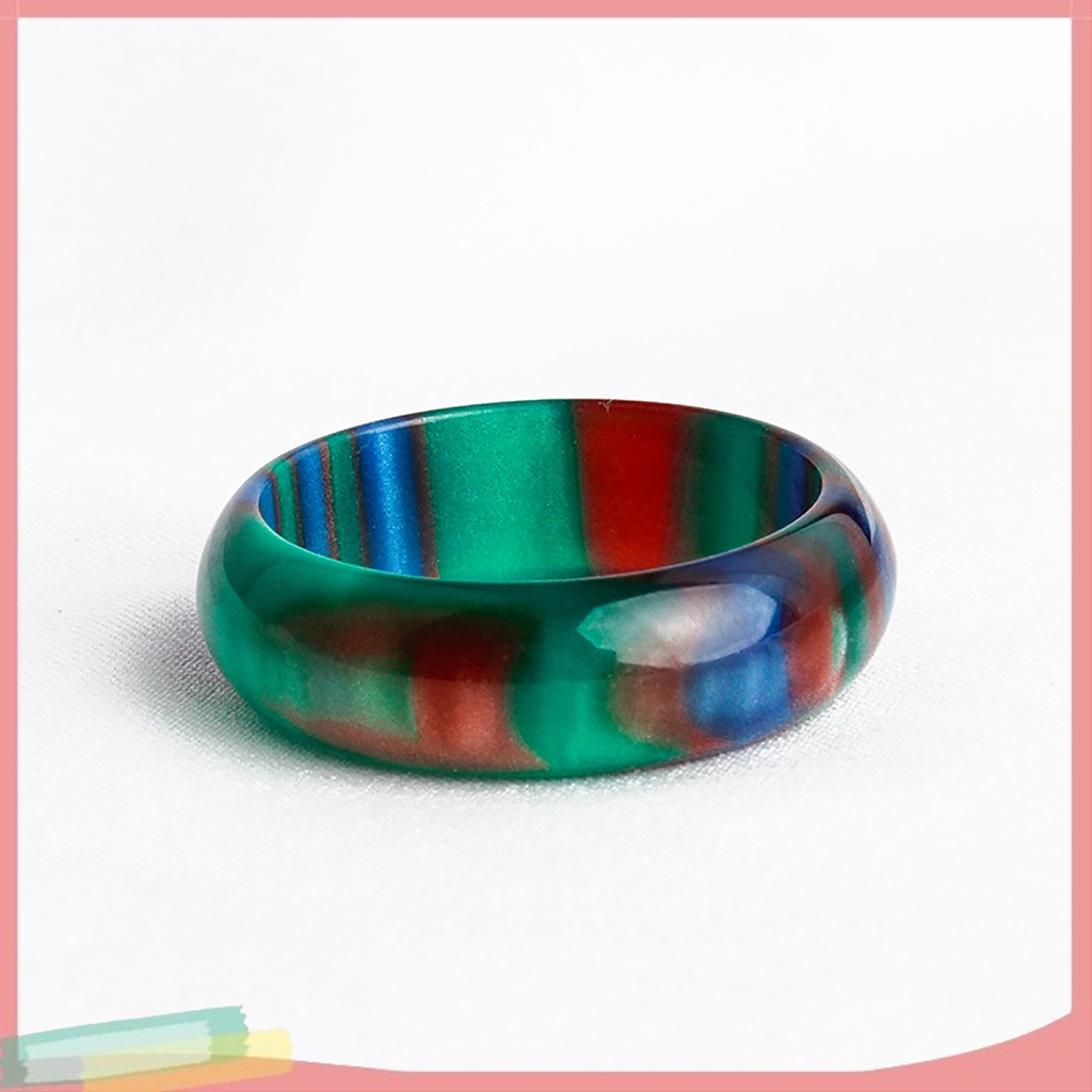 Nhẫn acrylic màu cầu vồng độc đáo thời trang