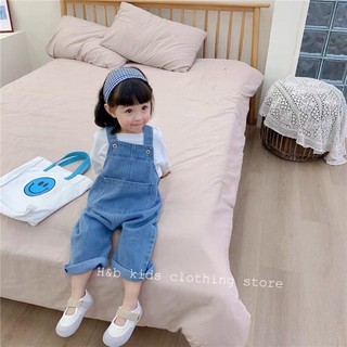 Set Áo thun trắng kèm Yếm bò cho bé gái size - 8-20kg