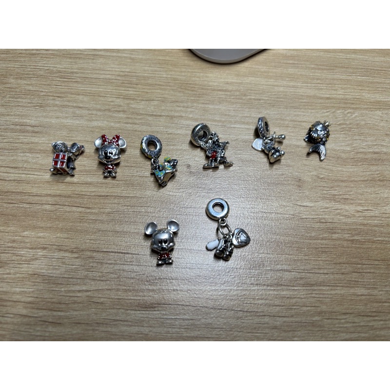Pass charm gia đình và gấu