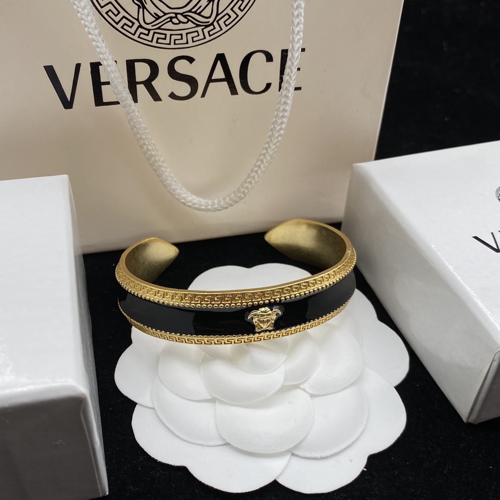 Versace Bộ Trang Sức Vòng Tay Vòng cổ / Bông Tai / Nhẫn In Chữ Elegan Thời Trang Cho Nam Và Nữ