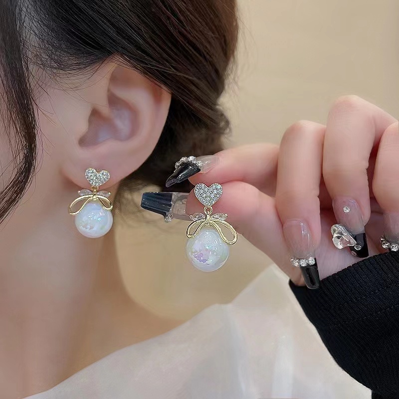 Khuyên tai DODDER hoa tulip đính ngọc trai giả phong cách Hàn Quốc thời trang dành cho nữ