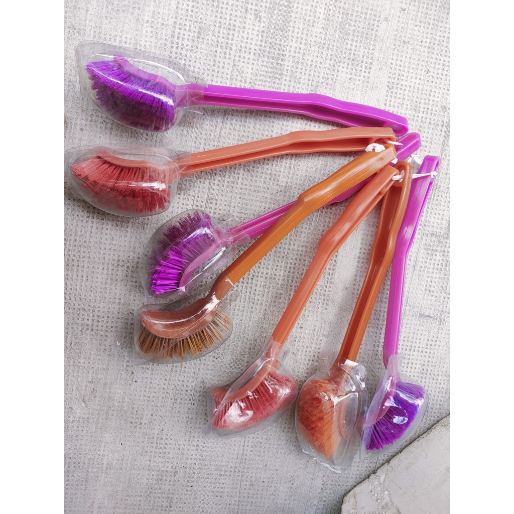 Cây Chà Bồn Cầu Cán Nhựa